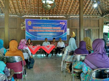 Tingkatkan Kapasitas Perempuan