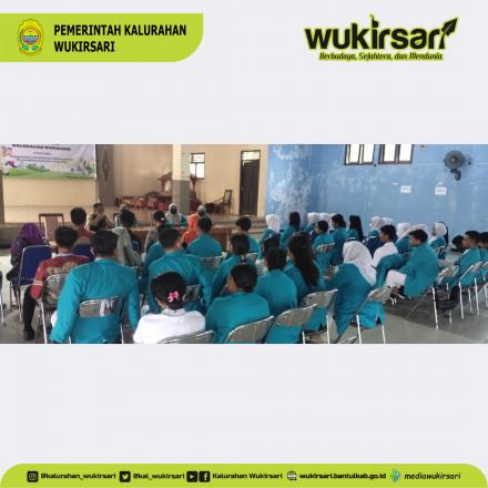 Penarikan Mahasiswa KKN STIKES Wira Husada Yogyakarta oleh Pemerintah Kalurahan Wukirsari